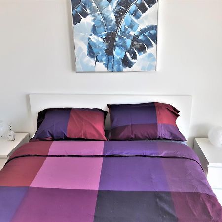 Luxury Skyline Condo In Downtown Free 24/7 Parking Winnipeg Exterior photo