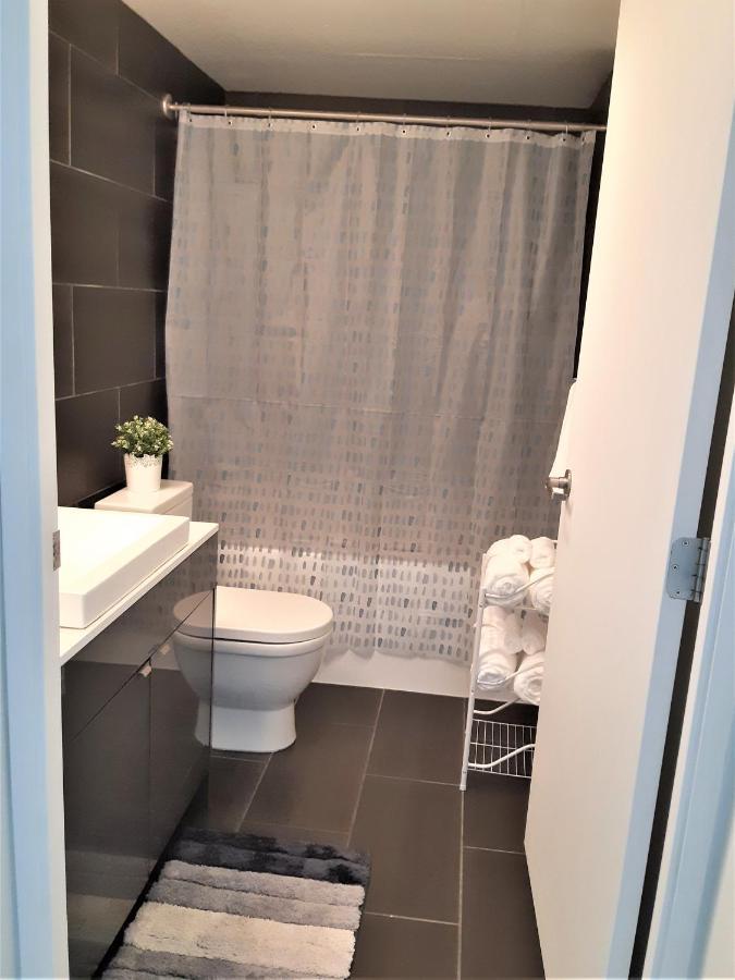 Luxury Skyline Condo In Downtown Free 24/7 Parking Winnipeg Exterior photo