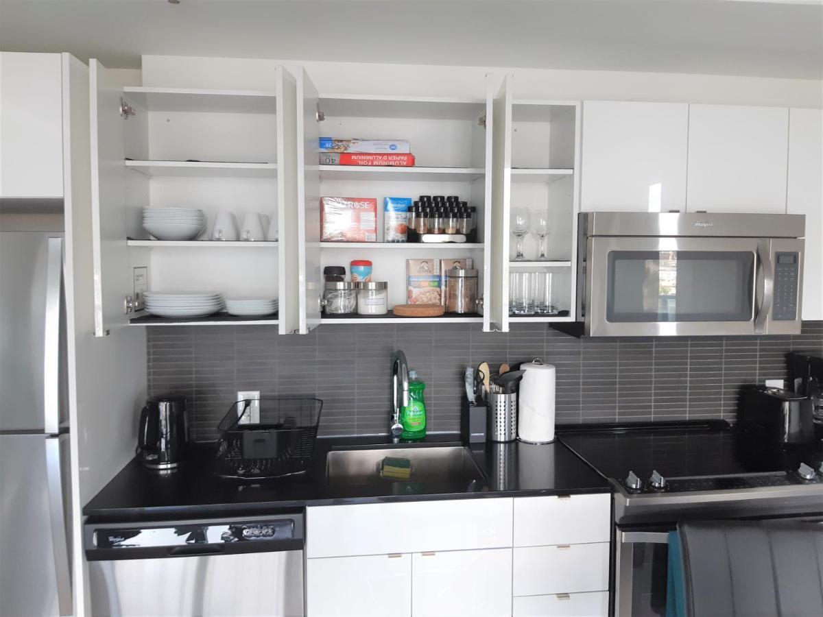 Luxury Skyline Condo In Downtown Free 24/7 Parking Winnipeg Exterior photo